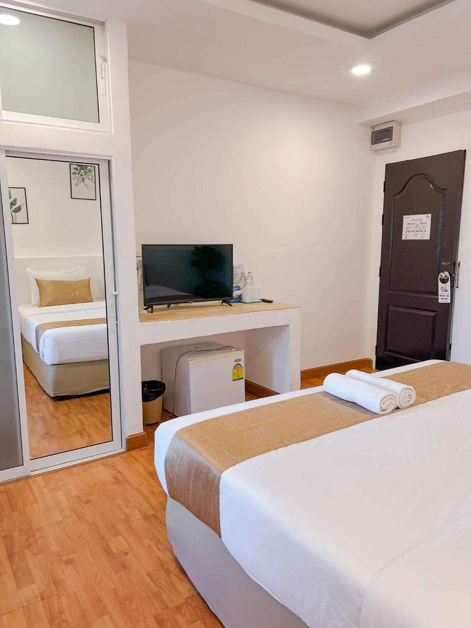 Inspire House Hotel Chiang Mai Zewnętrze zdjęcie