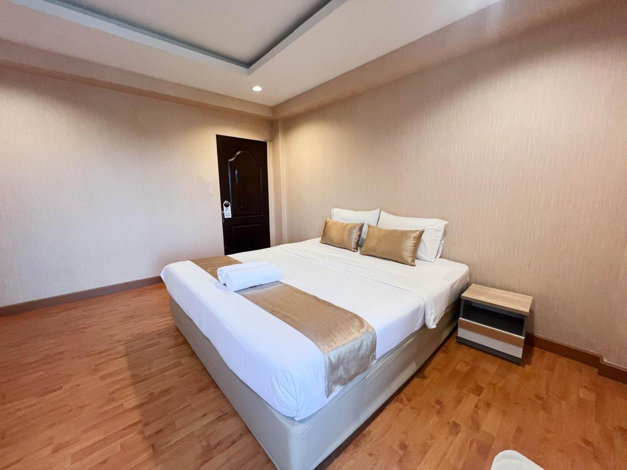Inspire House Hotel Chiang Mai Zewnętrze zdjęcie